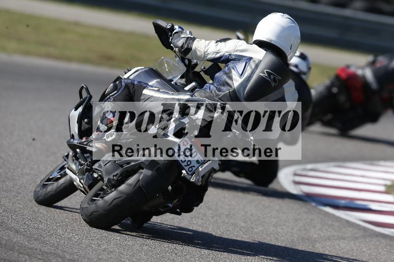 /Archiv-2025/49 26.08.2025 Cornu Master School ADR/gruen-vert/17